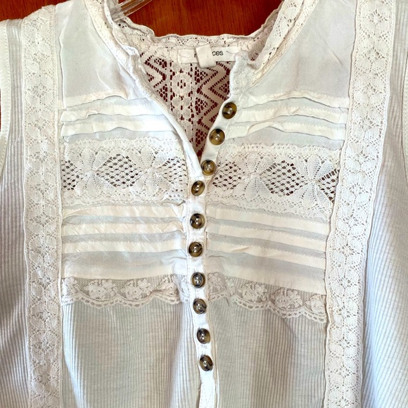 Maurices - White Lace Tank Top - Picture 3 of 6